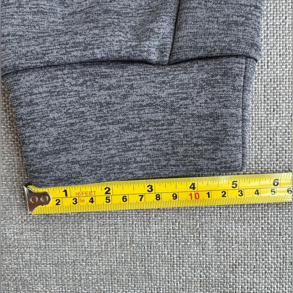 Nike Men’s Therma-FIT Joggers NWT, size M, color heathered gray - Picture 15 of 15